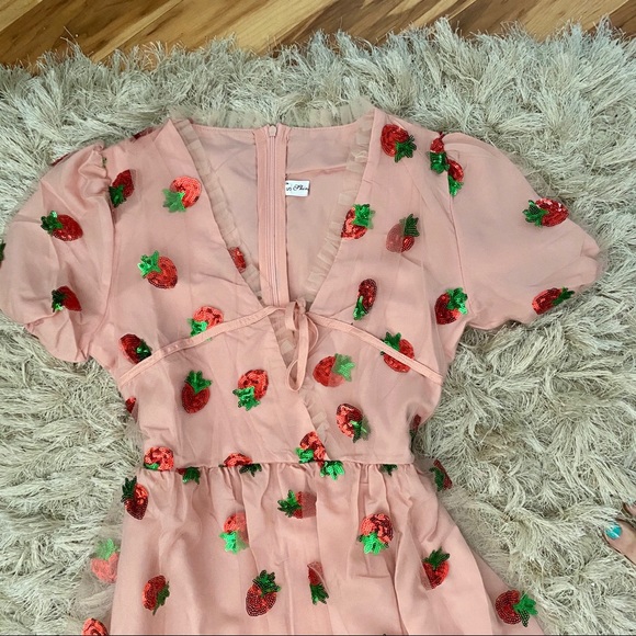 ✨NEW ‘Enchanted’ Dress - Picture 3 of 16